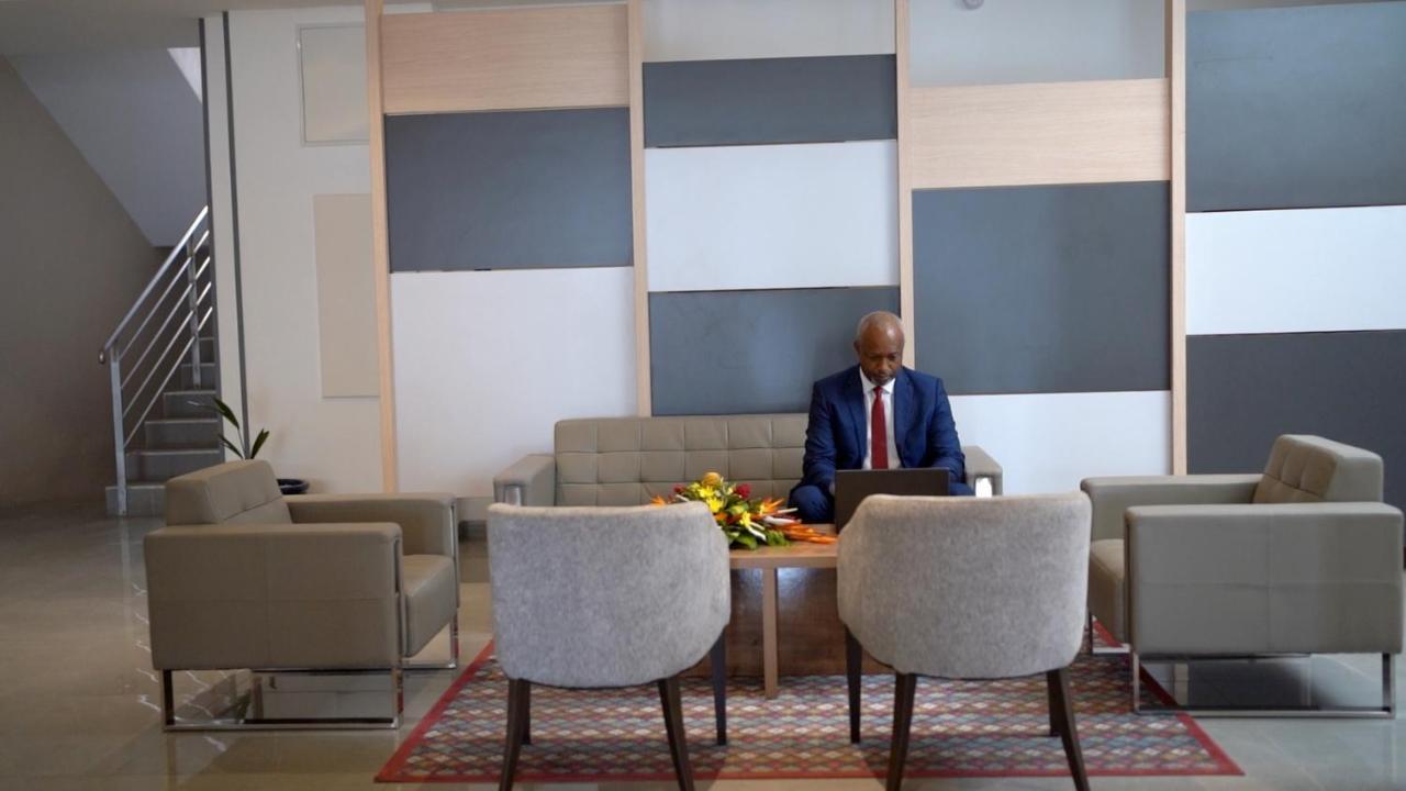 Hotel Astral Abidjan Luaran gambar