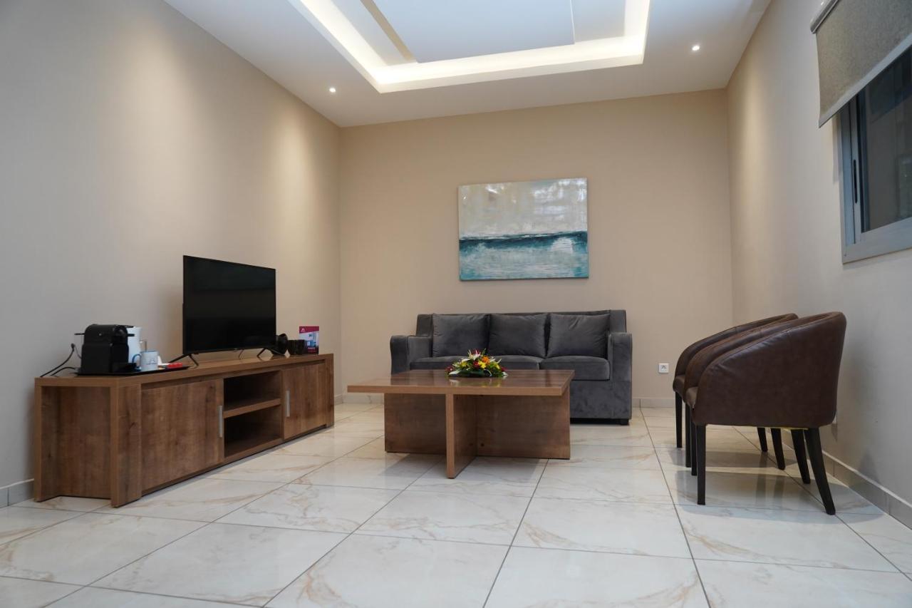 Hotel Astral Abidjan Luaran gambar